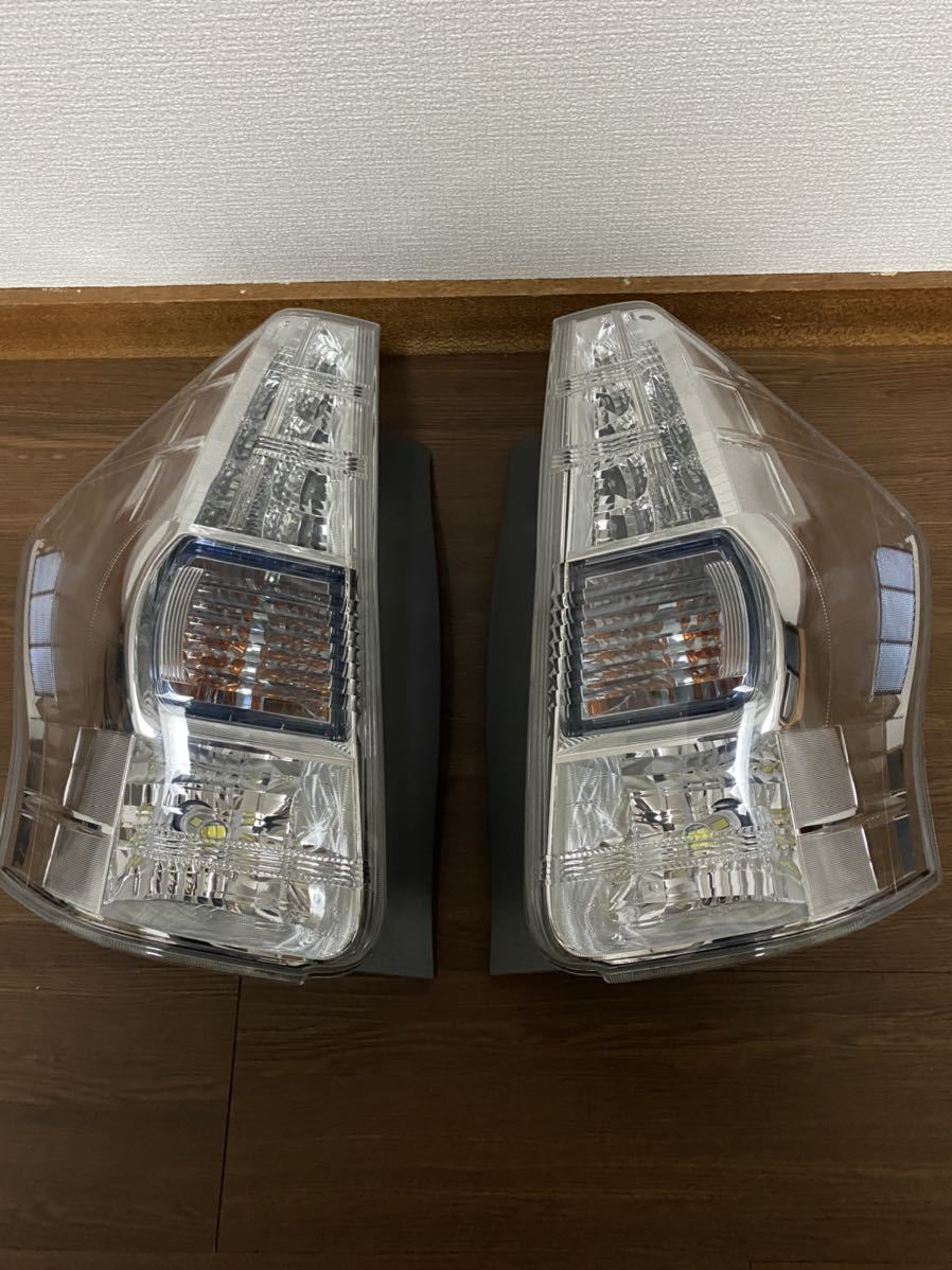 プリウスα トヨタ ZVW40 前期 テールランプ 純正左テールランプ｜Yahoo