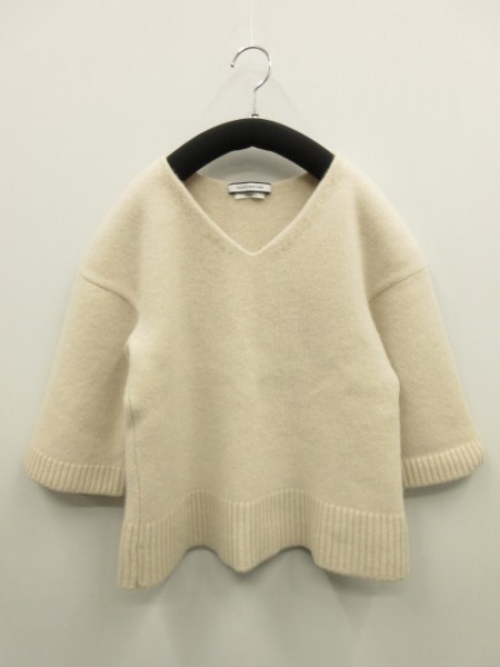 【HOT，セール】 フォクシーニューヨーク ウールカシミヤ Vネック プルオーバーニット フリーサイズ FOXEY NEW YORK(セーター)｜売買されたオークション情報、yahooの商品情報をアーカイブ公開 - オークファン 女性用