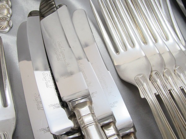 【Smith Seymour】 キングスパターンのディナーセット 6名用26本組 キッチン、食器 【Smith Seymour】 キングスパターンのディナーセット