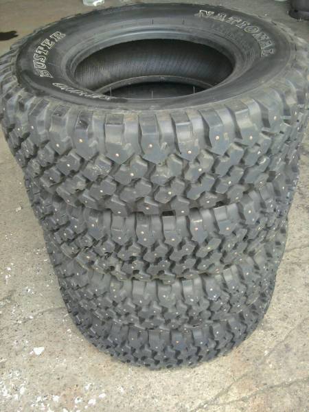 ジープ ジムニー JA11 JB23 SJ30 アメ車 スパイクタイヤ MT (中古品 