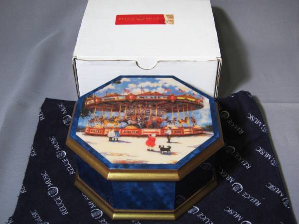 リュージュ オルゴール メリーゴーランド 18弁 スイス製 未使用_1