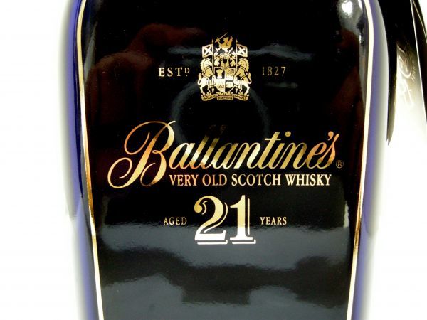 1000円スタート 酒 Ballantine's 21年 バランタイン 陶器ボトル 700ml 43% 1480g 未開栓 箱付 R831 バランタイン 21年 ウイスキー 古酒1000円スタートBallantine's 未開栓 高級酒
