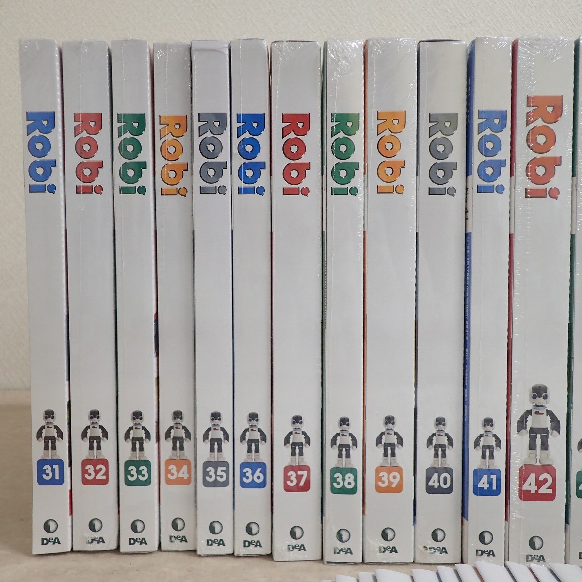 デアゴスティーニ 週刊 ロビ パーツ付き組み立てマガジン Vol.31-Vol 