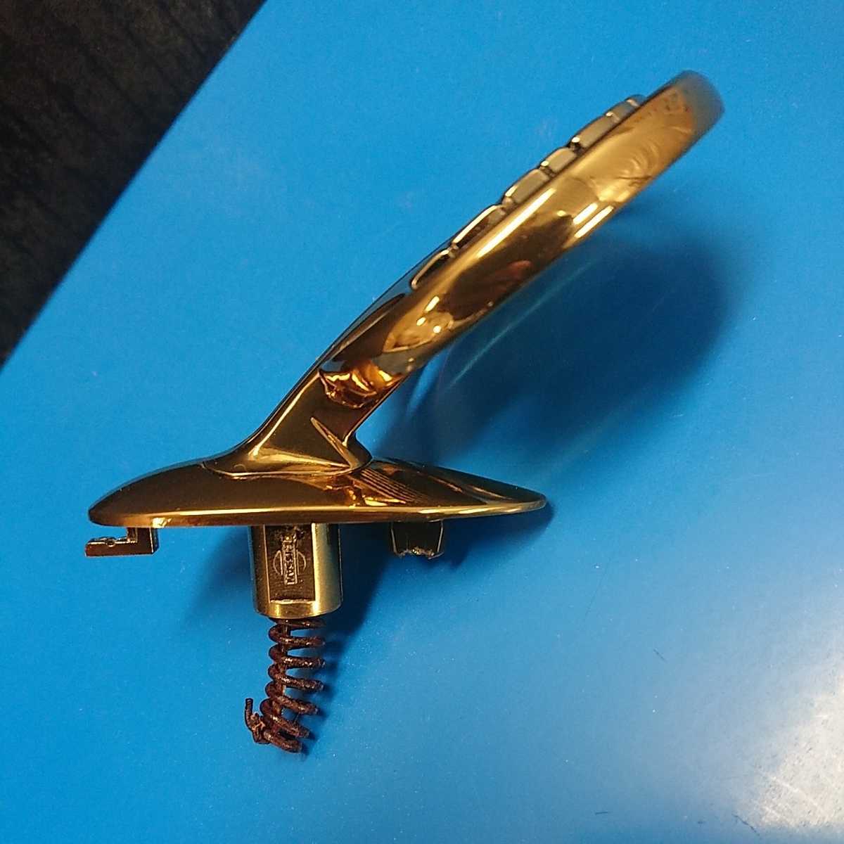 NISSAN F50 CIMA GOLD EMBLEM 日産 50シーマ ゴールド ボンネット 