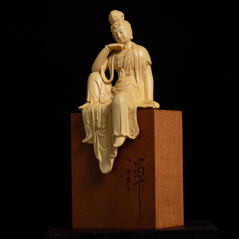 観音菩薩 総柘植材 精密彫刻 仏像 東洋彫刻 新作 観自在菩薩 観世音