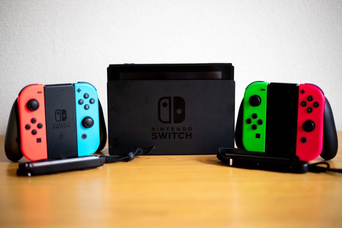 Nintendo Switch本体＋スプラトゥーン2セット&ジョイコン&充電グリップ