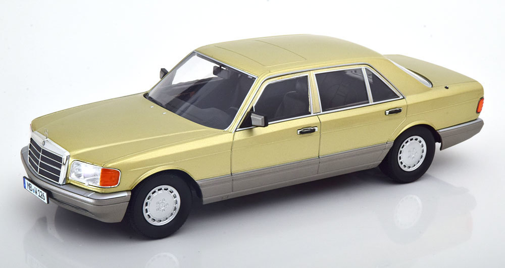  可 彡ドイツi-ScaleModel1/18メルセデス560SEL W126 1985 lightgreen-metallic(乗用車)｜売買されたオークション情報、yahooの商品情報をアーカイブ公開 - オークファン 乗用車
