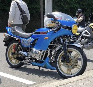 CB250N シートのYahoo!オークション(旧ヤフオク!)の相場・価格を見る 