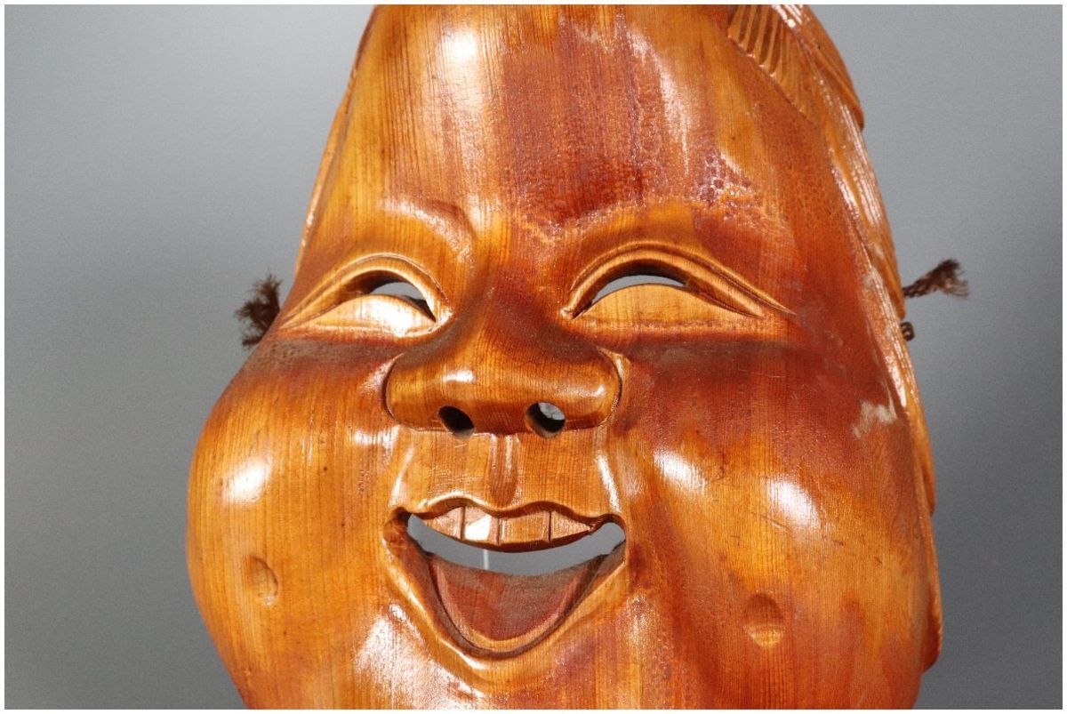 Ura 木製彫刻おかめ面 7 11 92 検 おかめ 能面 面 お面 能楽 鬼神 鬼面彫刻 木彫 木工芸 木工 竹工芸 売買されたオークション情報 Yahooの商品情報をアーカイブ公開 オークファン Aucfan Com