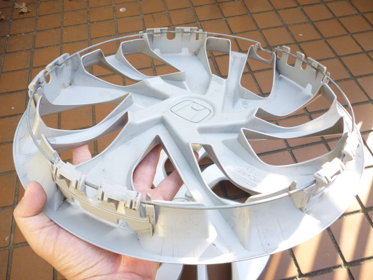 即決送料込美品　ホンダフリード現行GB5純正15in4枚福岡九州 ホンダ 即決送料込美品①ホンダフリードHV先代GB7純正１５in１枚44733-TDL-J01福岡九州 フリードハイブリッド 物件 フリード(福岡市)の中古車を探すカーセンサー フリード（ホンダ）2016年9月～2024年5月生産モデルのカタログ｜中古車