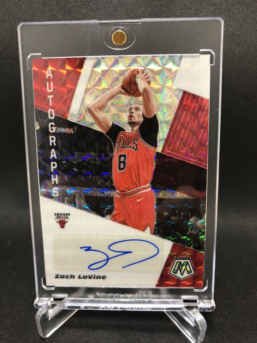 大阪特売 【同梱可！】2019-20 Panini Mosaic Zach Lavine サイン