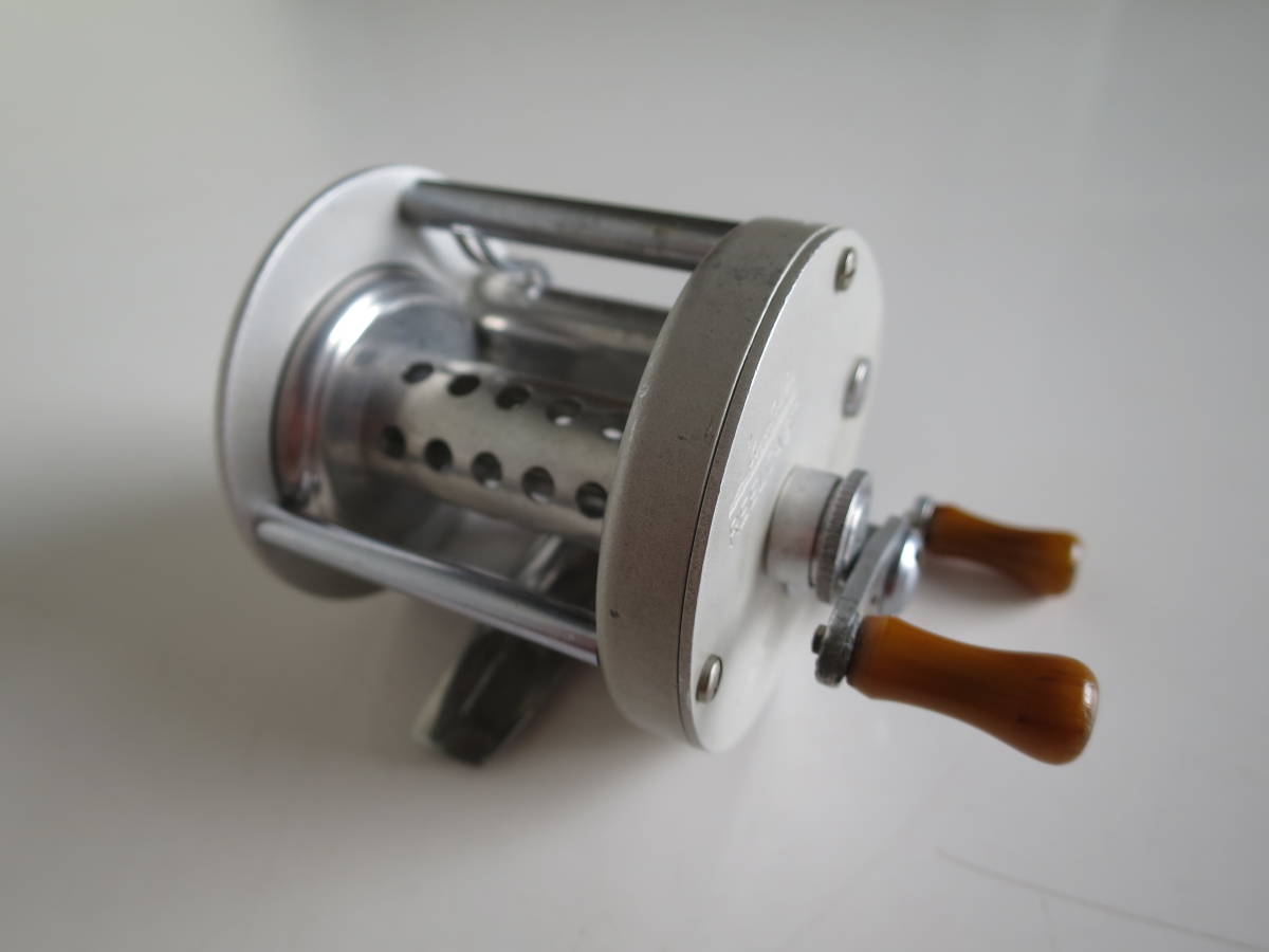 ラングレー リールキャスト 0 リール REELCAST langley MODEL Langley ダイレクトリール ダイレクトリール｜Yahoo!フリマ（旧 △ヴィンテージ ビンテージリール model 500公式通販 渓流ダイレクト 500ラングレー