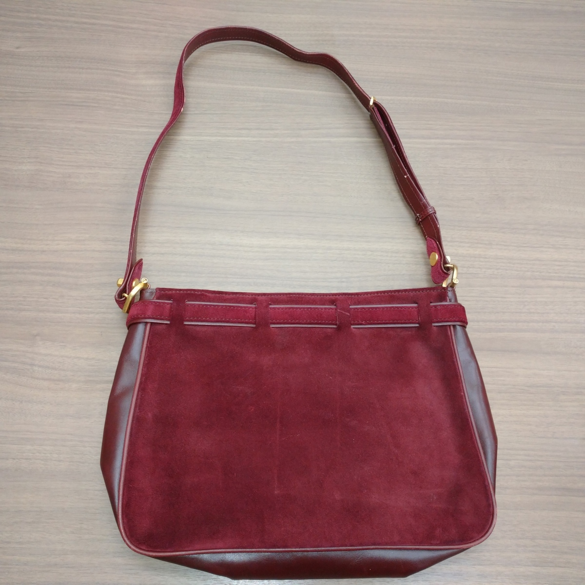 Cartier カルティエ マストライン ショルダーバッグ ボルドー スエード Cartier カルティエ マストライン ショルダーバッグ ボルドー スエード