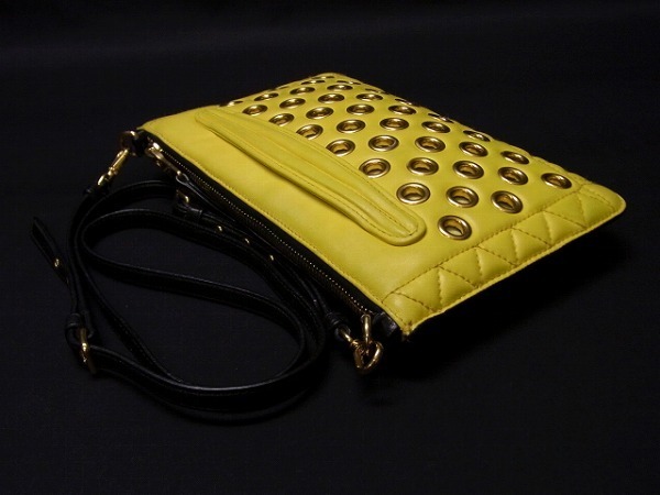 1円 ■美品■ MIUMIU ミュウミュウ ロゴ レザー ゴールド金具 2WAY ショルダーバッグ クラッチバッグ レディース イエロー系 J4588UM