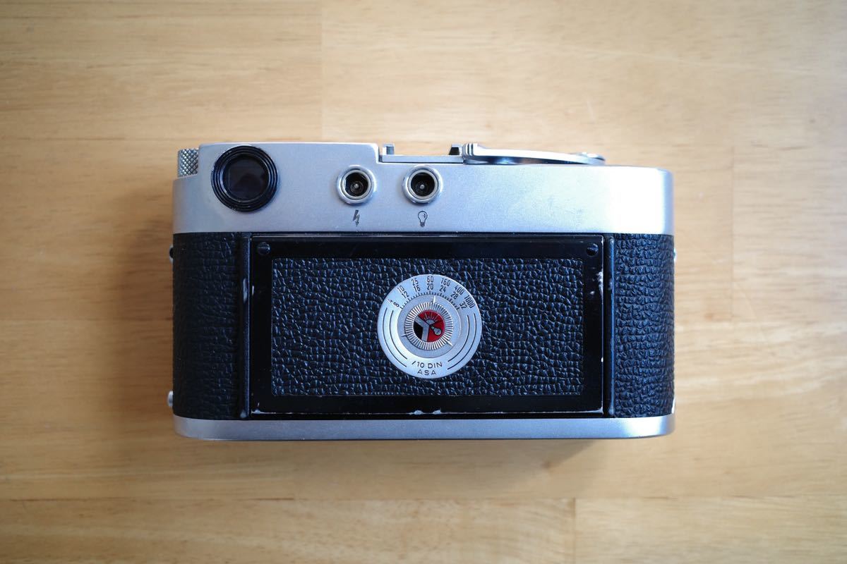 Leica M2 シンプルなM型ライカの美とは M2／特徴・性能・選び方 1 