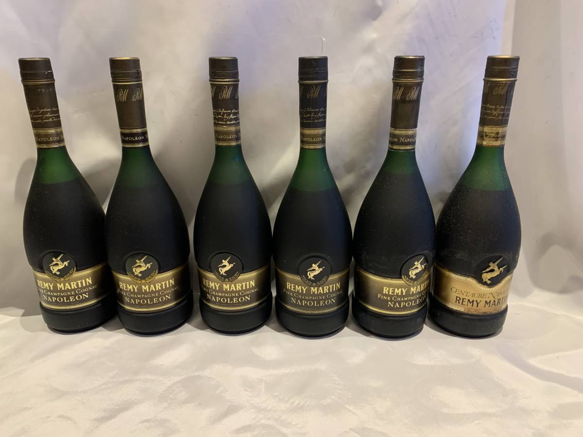 レミーマルタンナポレオ REMY MARTIN CHAMPAGNE 700ml 40% 古酒 未開栓