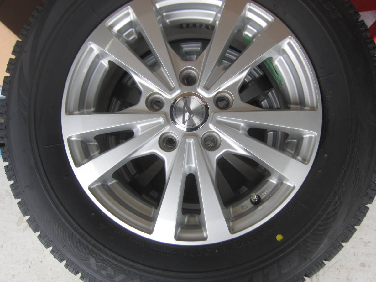 エスクァイア 純正 195/65R15 プレイズ 2025年製 ヴォクシー ノア Amazon | 195/65R15 スタッドレスタイヤ&ホイール4本セット ノア