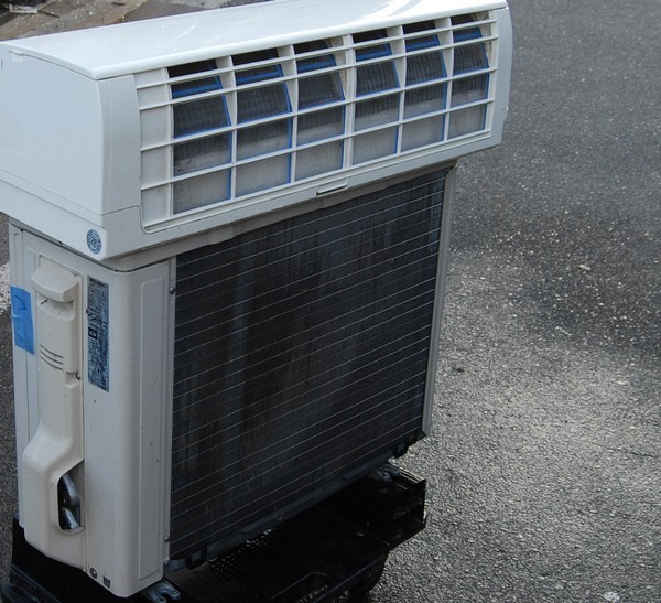 2013年製 霧ヶ峰 MSZ-GV223－W 畳数のめやす 暖房6～7畳 冷房6～9畳