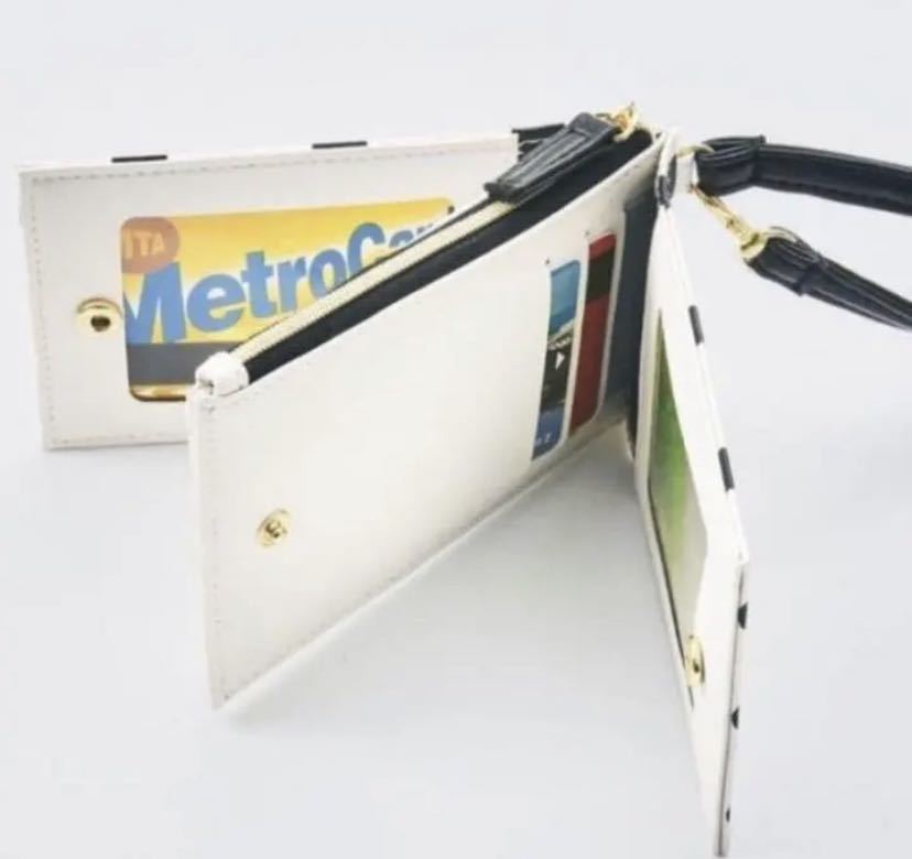 スヌーピー パスケース 付録 スヌーピー 売買されたオークション情報 Yahooの商品情報をアーカイブ公開 オークファン Aucfan Com