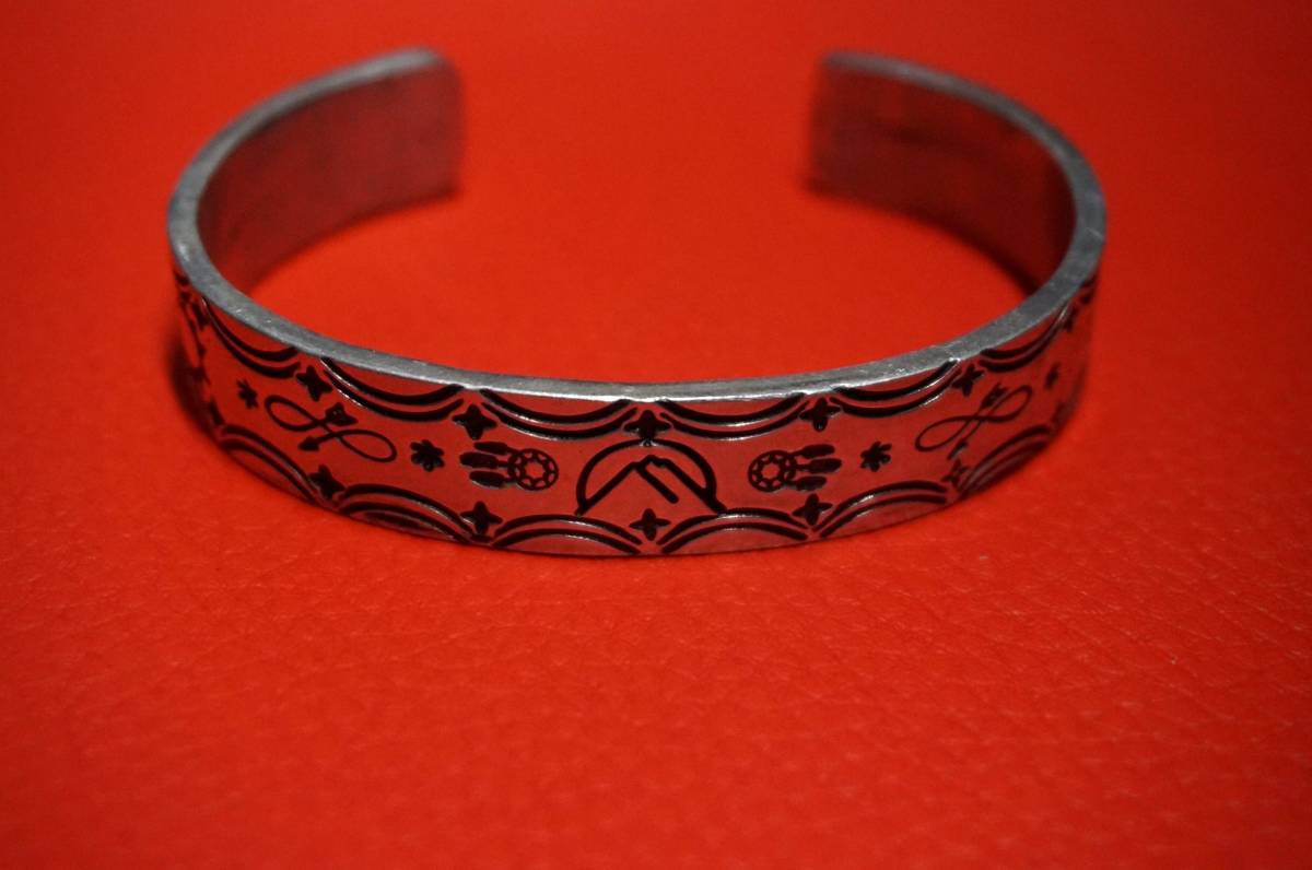 新品 ナバホ族 Navajo インディアンジュエリー Ericka Nicolas Begay 