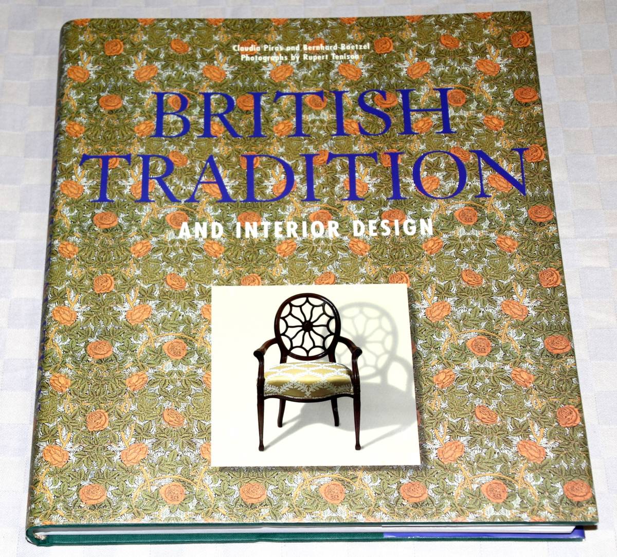 限定セール，爆買い 洋書 British Tradition and Interior Design 英国の伝統とインテリアデザイン 田舎と都市の生活 特大型 本 モリス(海外ガイド)｜売買されたオークション情報、yahooの商品情報をアーカイブ公開 - オー 海外ガイド