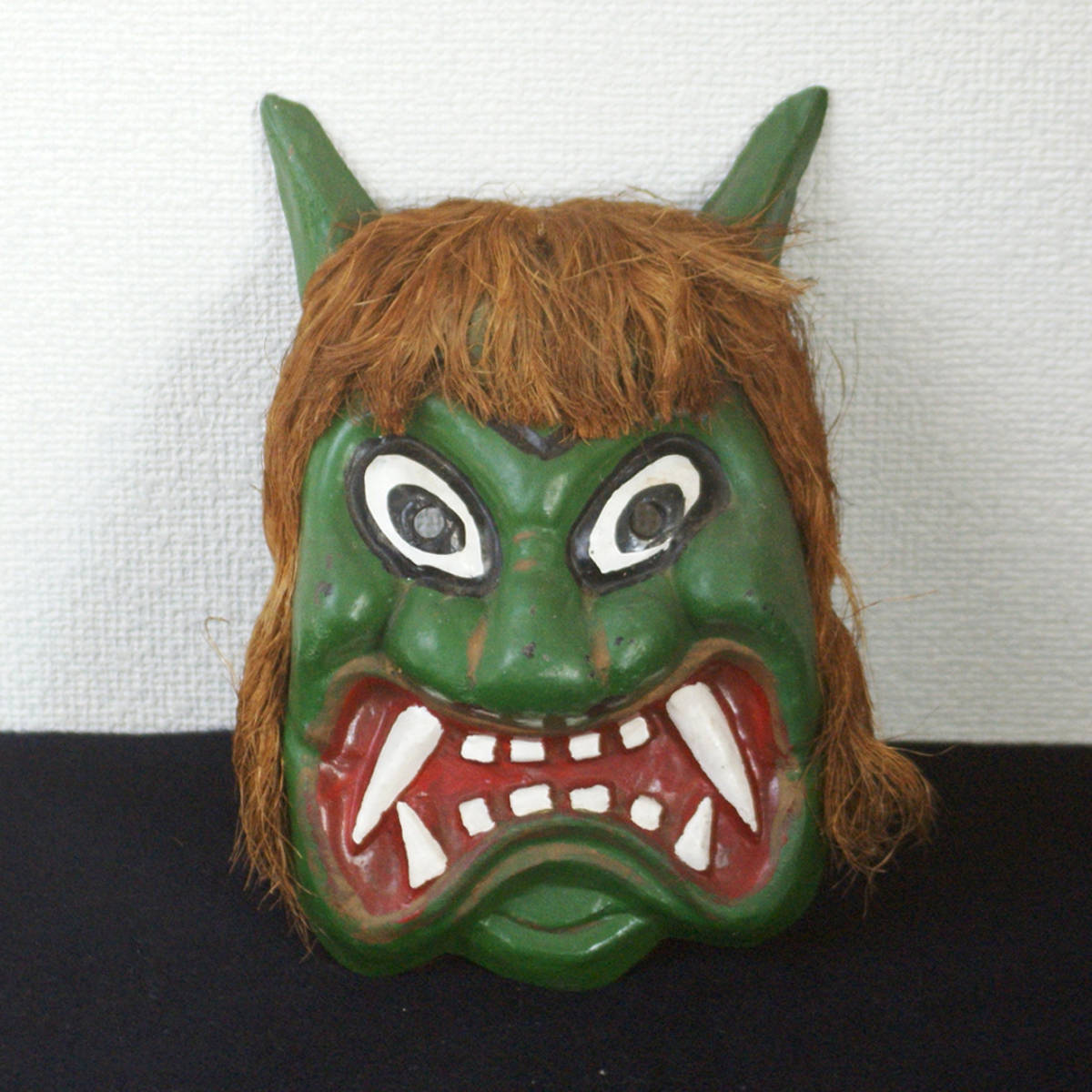 S0239 古い 木製 鬼面 青鬼 緑鬼 神楽面 祭事 なまはげ 民芸 レトロ 古道具 蔵出 掘出 アンティーク ビンテージ 骨董 東洋彫刻 売買されたオークション情報 Yahooの商品情報をアーカイブ公開 オークファン Aucfan Com