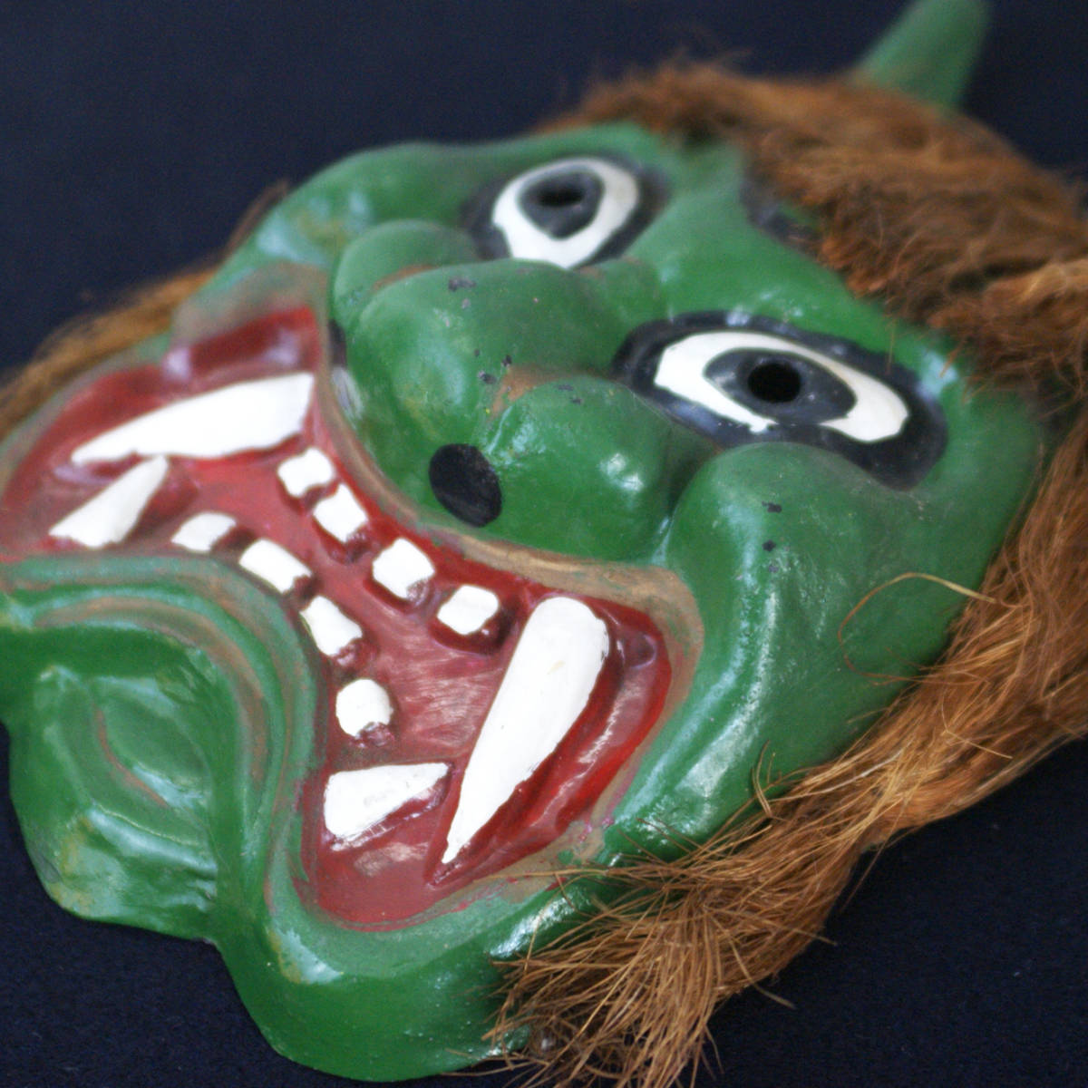 S0239 古い 木製 鬼面 青鬼 緑鬼 神楽面 祭事 なまはげ 民芸 レトロ 古道具 蔵出 掘出 アンティーク ビンテージ 骨董 東洋彫刻 売買されたオークション情報 Yahooの商品情報をアーカイブ公開 オークファン Aucfan Com