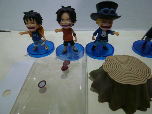 ワンピース コレクタブル フィギュア History Of Sabo ７種セット 箱なし ワーコレ ハック サボ One Piece 売買されたオークション情報 Yahooの商品情報をアーカイブ公開 オークファン Aucfan Com