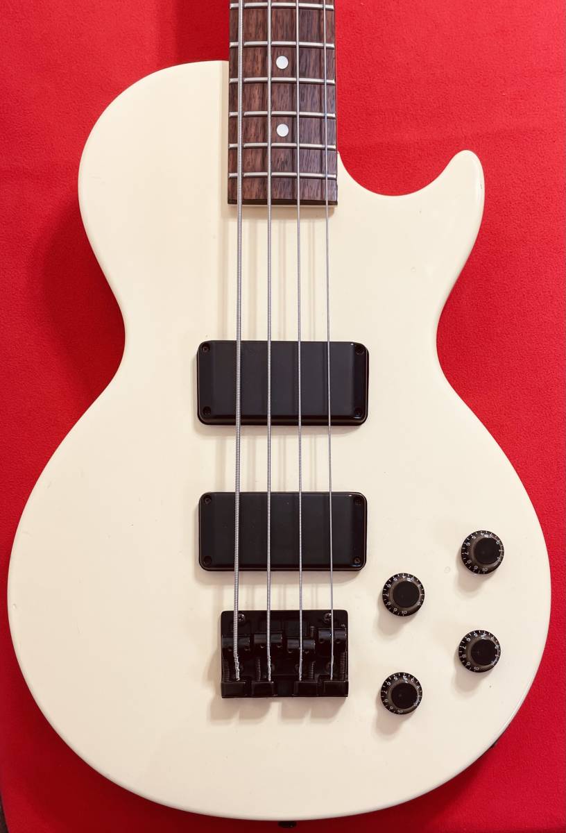 超 Bacchus Blb 95 Whiteバッカス 速弾きに最適なミディアムスケール 1990 S レスポール ベース Bass ヘッドウェイ製 Headway 国産 エレキベース本体 売買されたオークション情報 Yahooの商品情報をアーカイブ公開 オークファン Aucfan Com