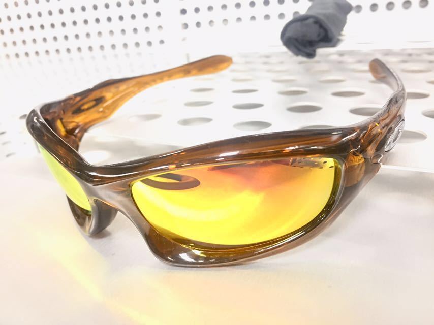 オークリー oakley モンスタードッグ 限定色