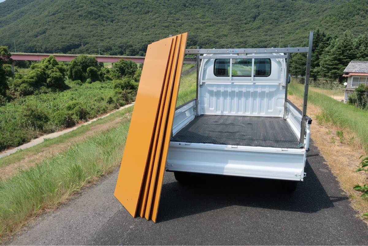 軽トラ　荷台　自作キャリアベース 荷台キャリア自作】軽トラでヤギ輸送もできる、キャリアをイレクターで