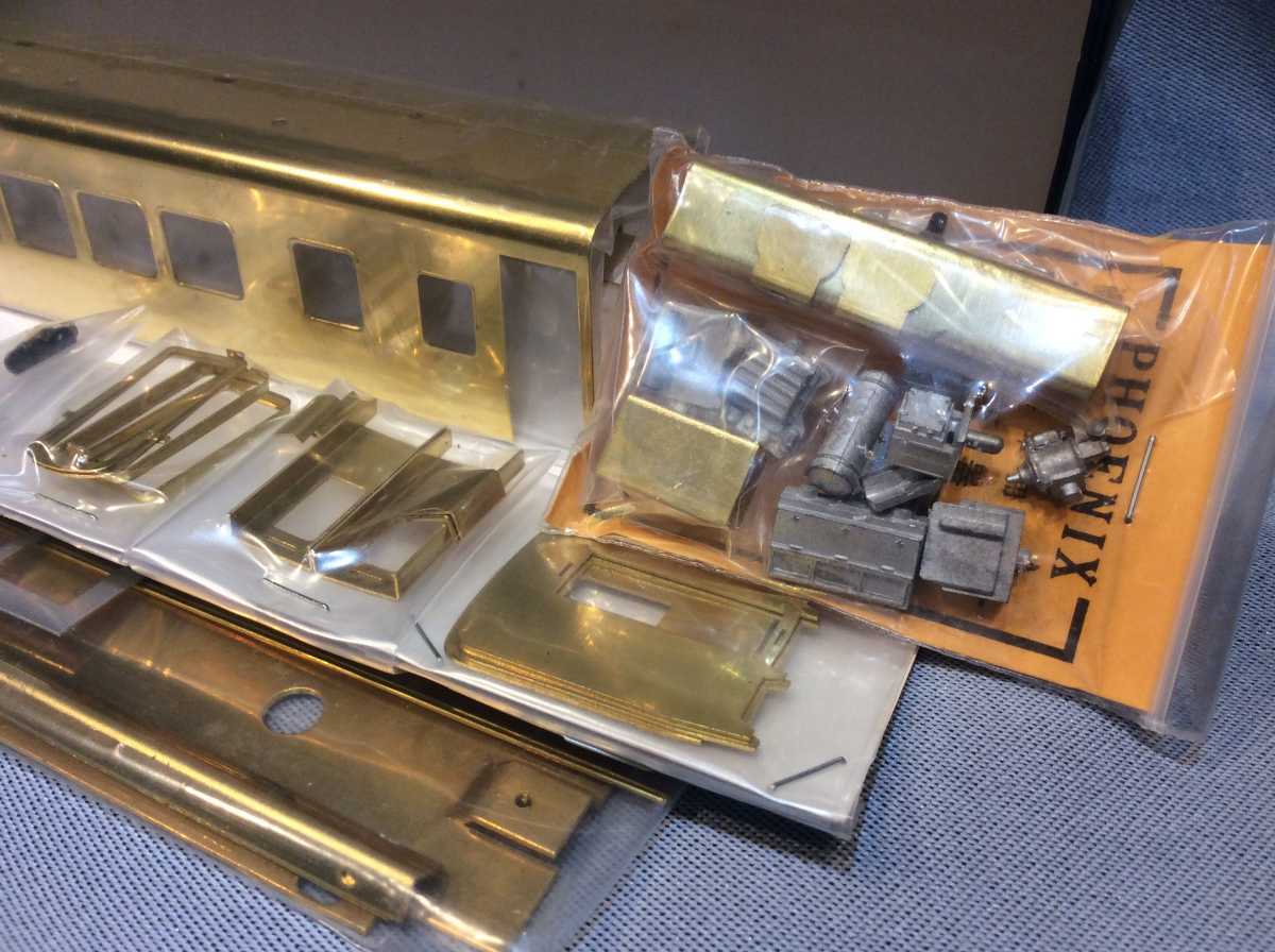 フェニックス模型 オロ11(床下器具付き)ボディバラキット_4