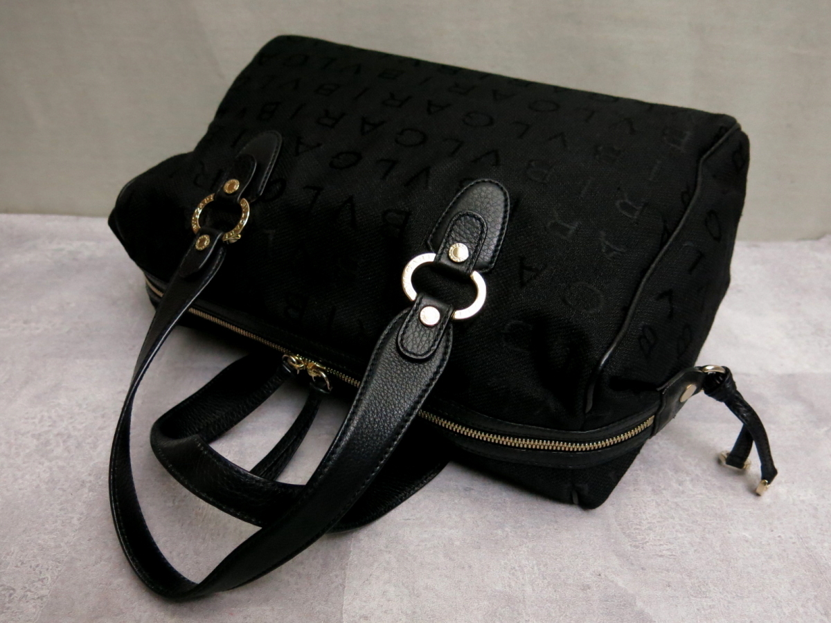 ○未使用○BVLGARI ブルガリ○ロゴマニア マキシレッタレ○キャンバス 