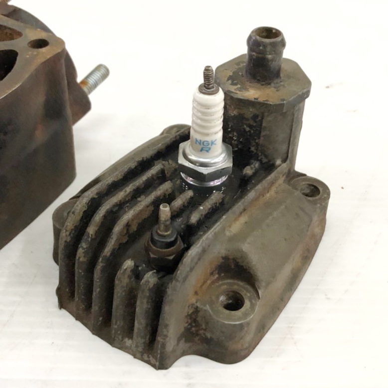 NSR50 純正腰上セット　シリンダーヘッド　シリンダー　ピストン付き NSR50 純正腰上セット シリンダーヘッド シリンダー ピストン付き