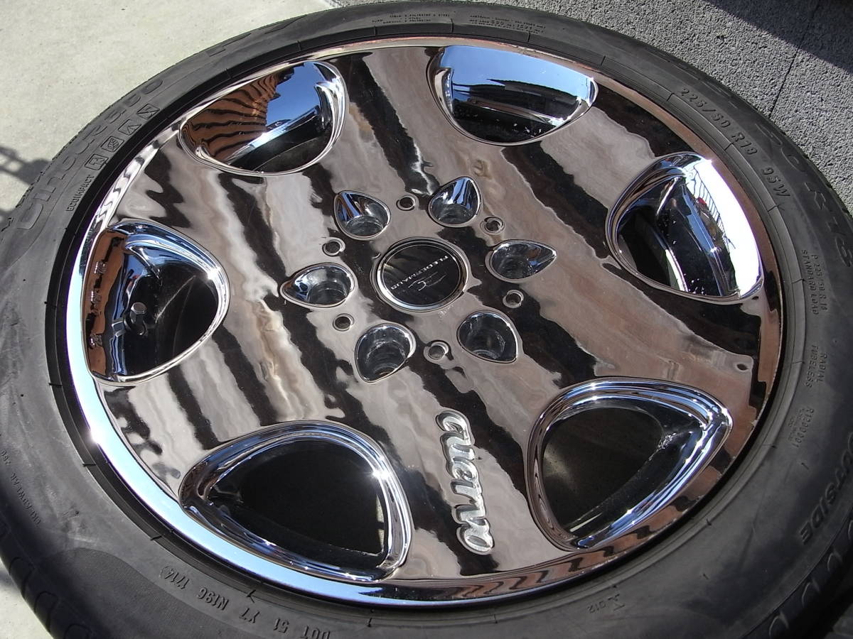 ハイエース フレーダーマウス 200 クエルボ8 215／65R16 