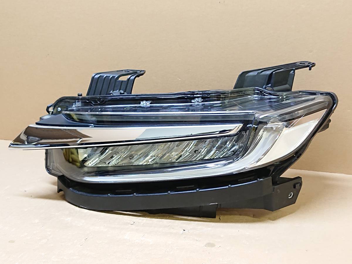 ☆【即決有】 ホンダ インサイト ZE4 純正 右 ヘッドライト LED KOITO