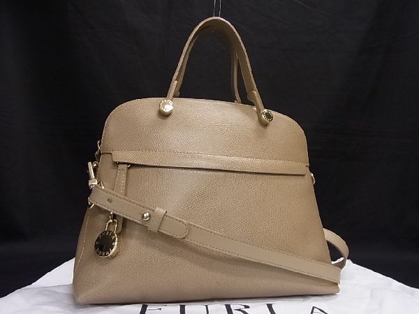 1円 ■極美品■ FURLA フルラ ロゴ パイパー レザー ゴールド金具 2WAY ハンドバッグ ショルダーバッグ 斜め掛け ライトベージュ系 M0590qP