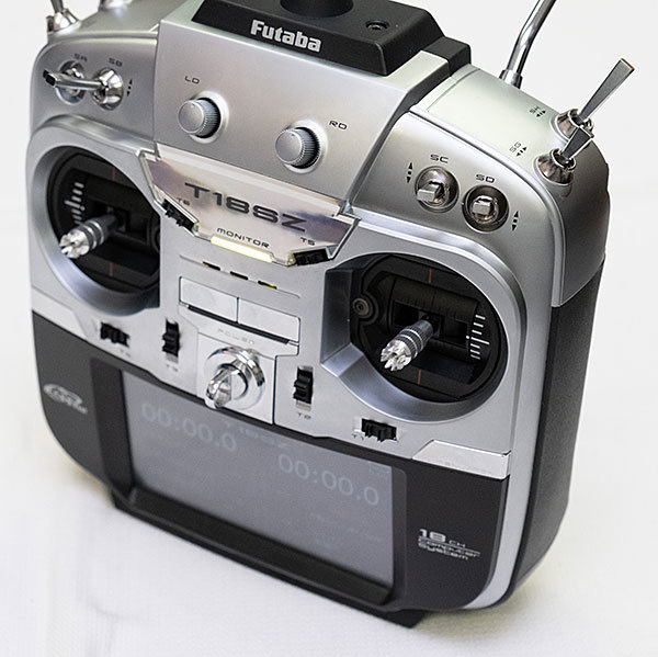 FUTABA T18SZ ヘリ用 送信機のみ Futaba フタバ T18MZ ⁄ PROPO |