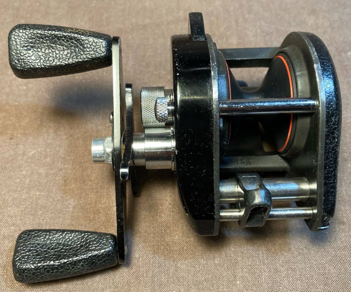 RYOBI Caspro 400V リョービ キャスプロ 400V ベイトリール 右ハンドル
