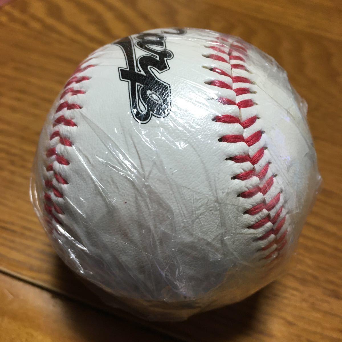 広島東洋カープ 野間峻祥♯37 新人時代 直筆サイン入りロゴボール 2025