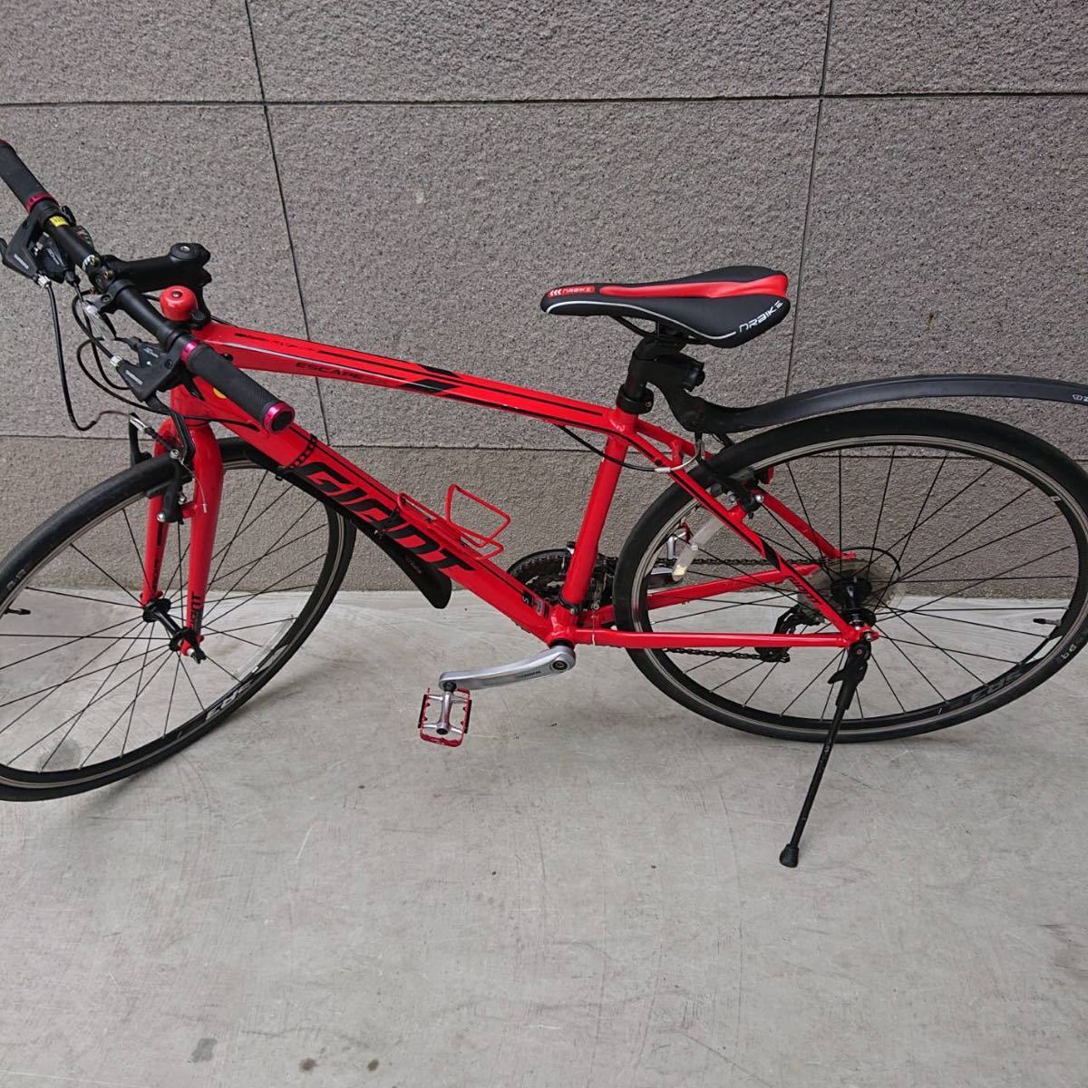 自転車 GIANT ESCAPE クロスバイク 赤