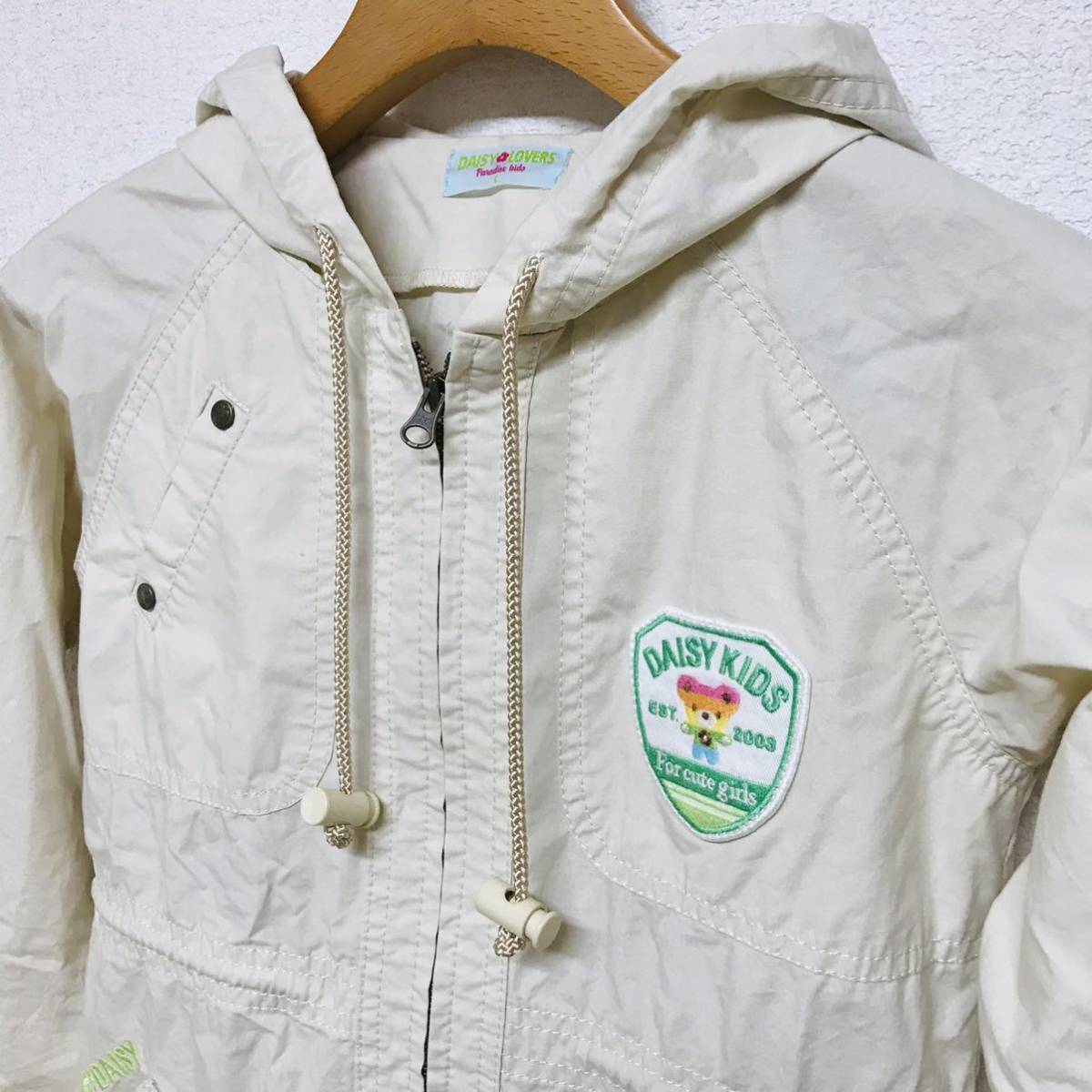 DAISY LOVERS ウィンドブレーカー　Ｌサイズ 美品☆ナルミヤ DAISY LOVERS デイジーラバーズ 130 薄手 ウィンド