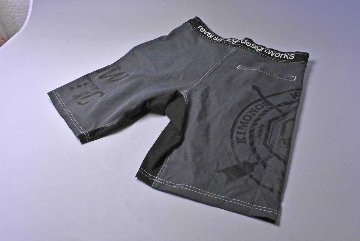 REVERSAL ★ リバーサル ★ ファイトパンツ ★ Sサイズ ★ グレー ★ ポケット付き ★ ハーフパンツ ★ ポリエステル ★ 中古品 ★ リバーサル reversal ファイトショーツ REVERSAL ショーツ FREEDOM