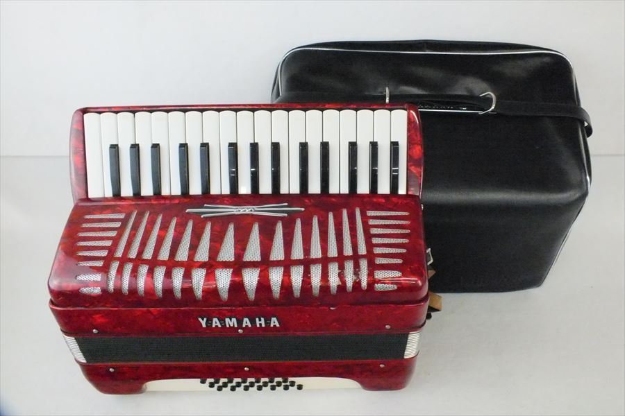 □YAMAHA ヤマハ 型番不明 32鍵 21ベース アコーディオン ソフトケース