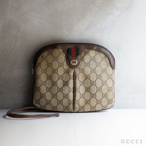 グッチ ショルダーバッグ メンズの平均価格は 621円 ヤフオク 等のグッチ ショルダーバッグ メンズ のオークション売買情報は19件が掲載されています