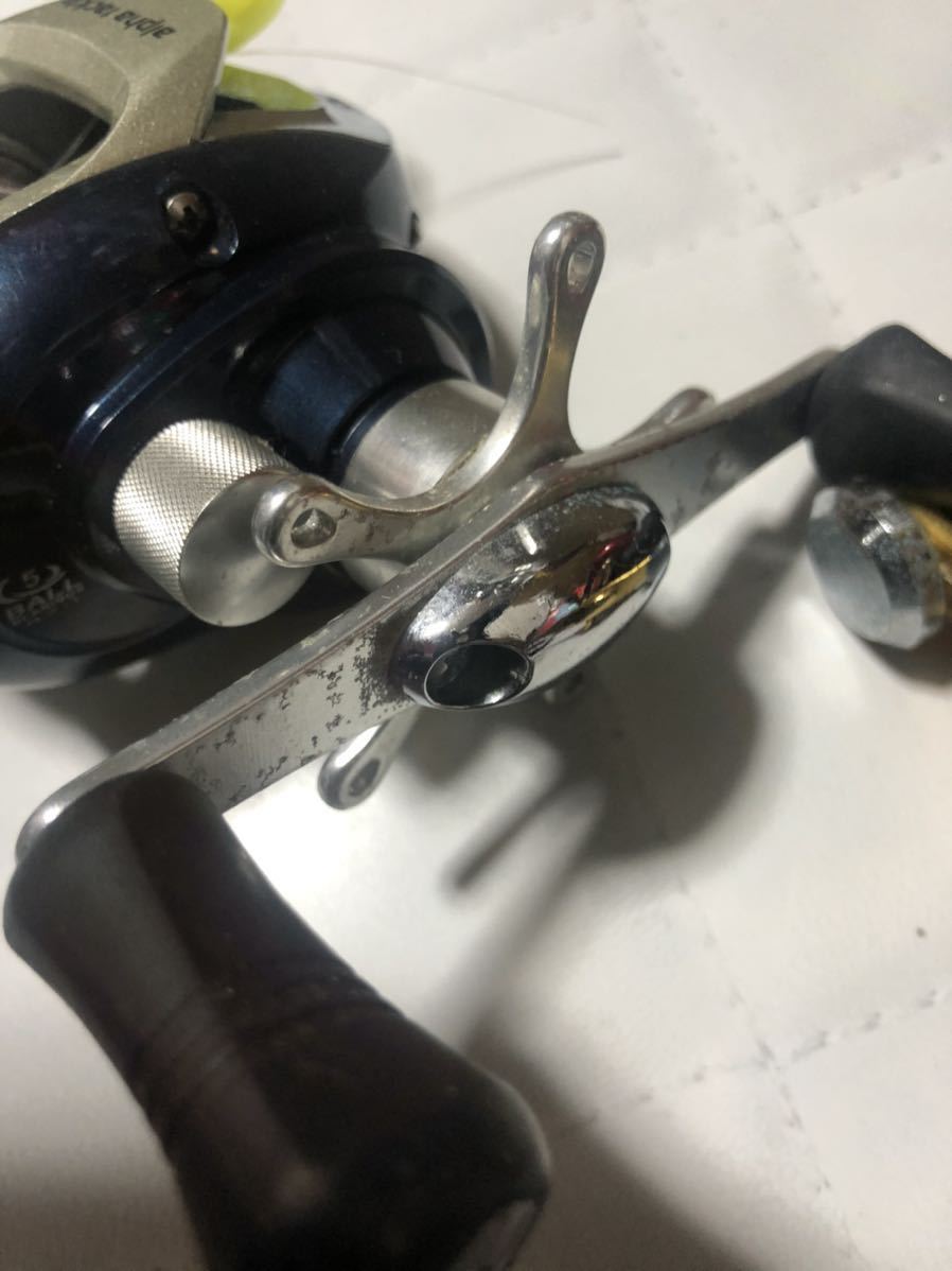 ベイトリール2台セット Alpha Tackle Szm 海釣り 川釣り ベイトリール 売買されたオークション情報 Yahooの商品情報をアーカイブ公開 オークファン Aucfan Com