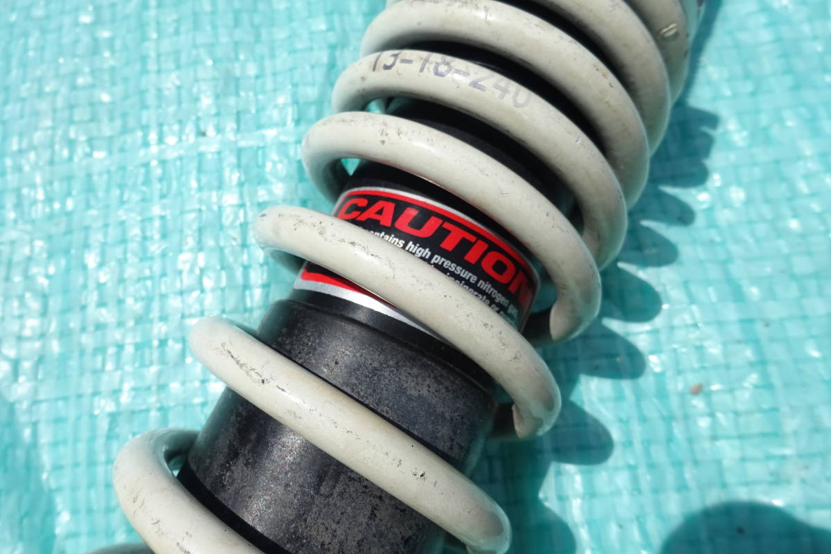 ホワイトパワー　サスペンション　360 検）コニー旧車Z1Z2Z400fxKH250GS400XJ400GT380ZRXゼファーSR_2