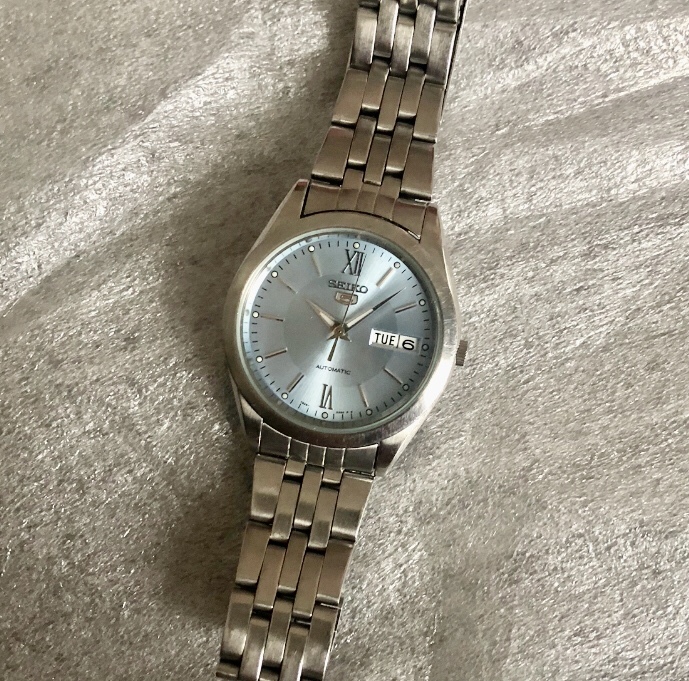 セイコー5 SEIKO 稼働 7S26-0420（アイスブルー文字盤）のレビュー