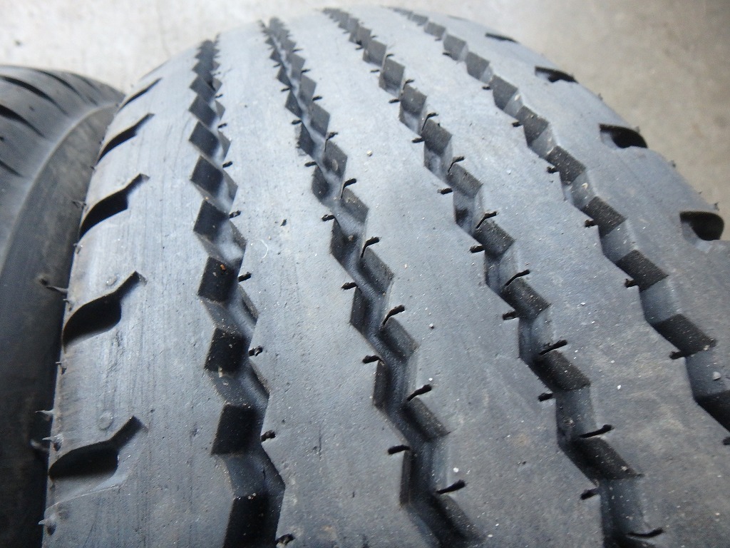 ヨコハマタイヤ YOKOHAMA 205⁄70R16 111⁄109L ヘラクレス LT151R 価格