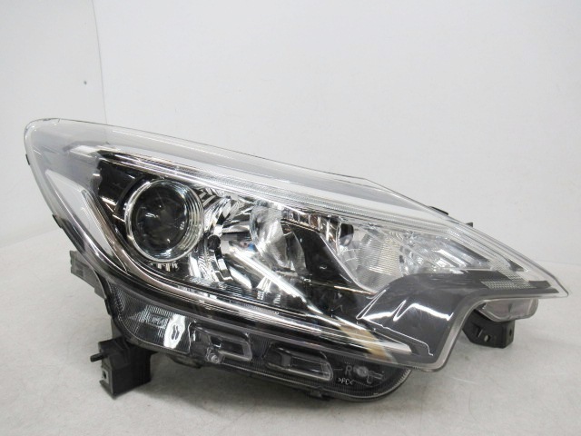 【最安値，新品】 日産 ノート E12 後期 純正 右 ヘッドライト LED ICHIKOH 1934 n058761(ヘッドライト)｜売買されたオークション情報、yahooの商品情報をアーカイブ公開 - オークファン 日産用
